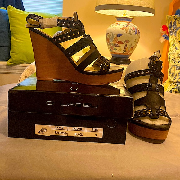 Wedge Sandals Studded & Riveted Black New with tags in box C Label - Picture 2 of 7